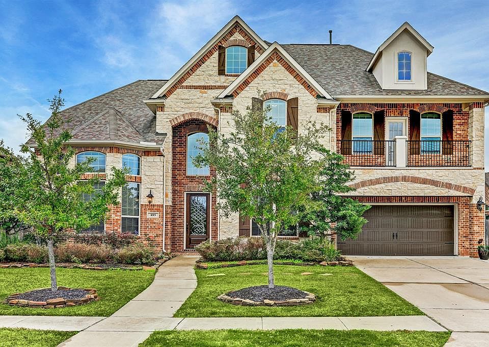 1st image of 1015 Bolivar Point Ln