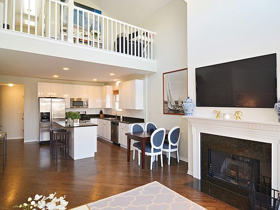 Living Room / Dining Room