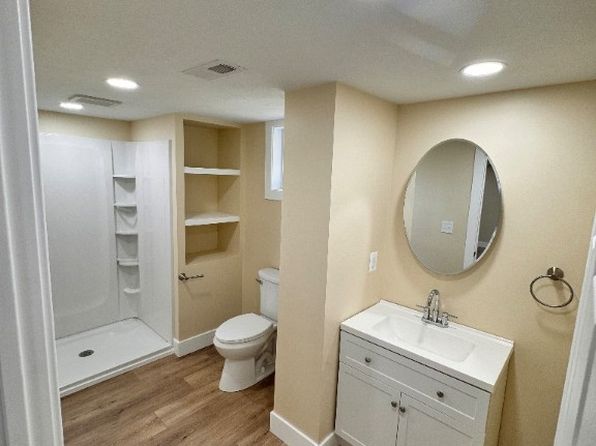 1424 W Grandview Blvd, Erie, PA 16509