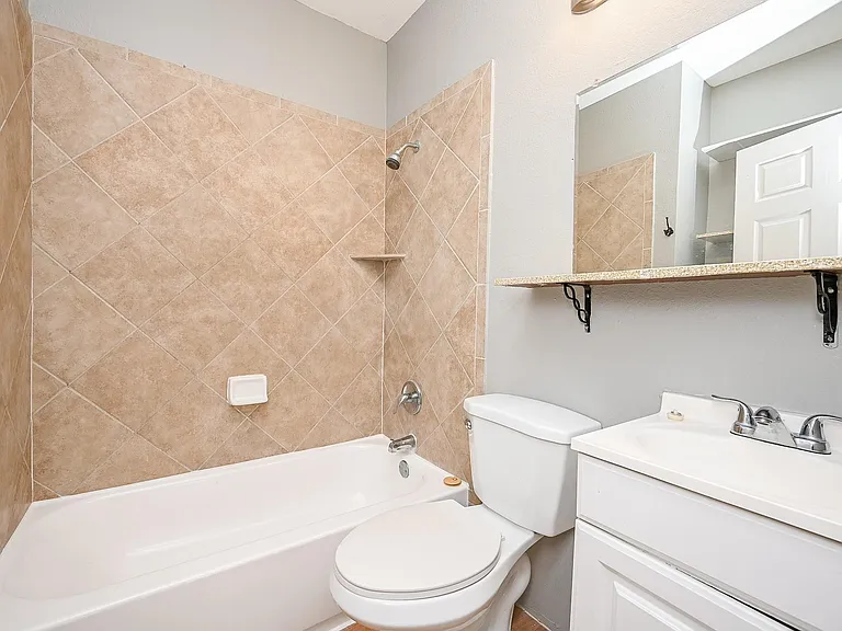 8007 Carver Rd — Photo 19