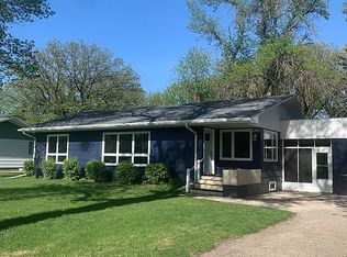 116 Everett Ave, Park River, ND 58270