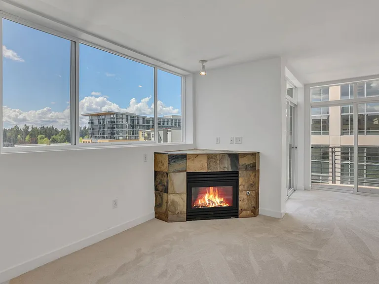 300 110th Ave NE #605 — Photo 7