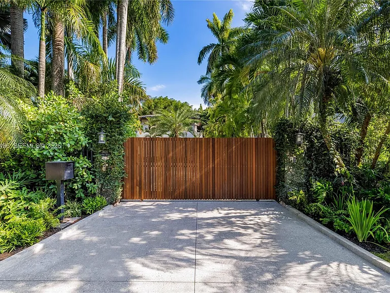3600 Stewart Ave — Photo 52