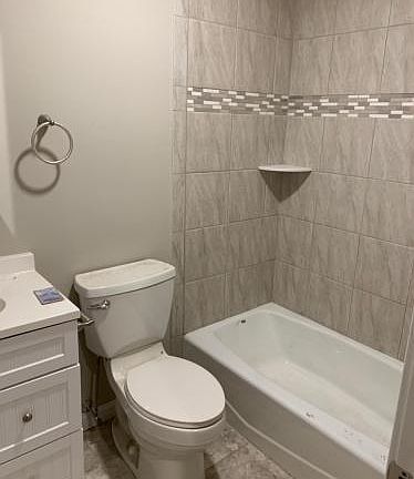 4th image of 105 Charlotte Dr