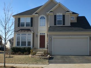 25 Potterfield Dr, Lovettsville, VA 20180