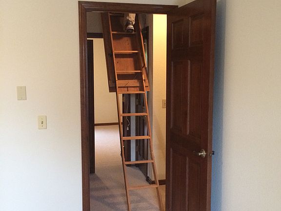 5th image of 3930 S Madison Pl