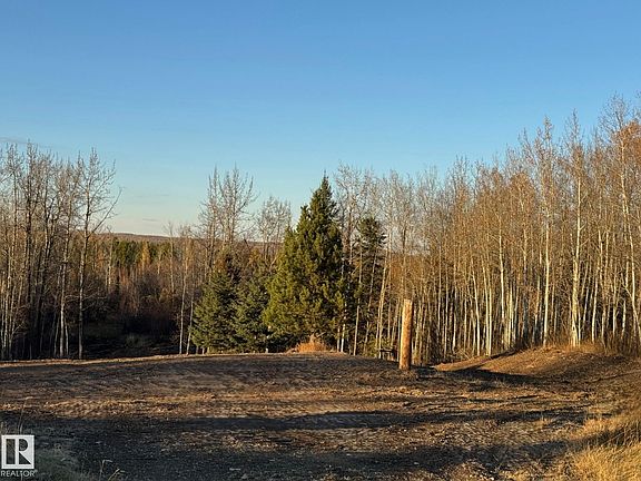 4th image of Township 534 Rrd 71 Rural