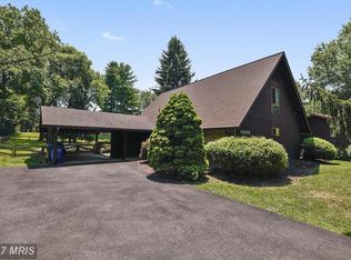 19105 Heritage Hills Dr, Brookeville, MD 20833