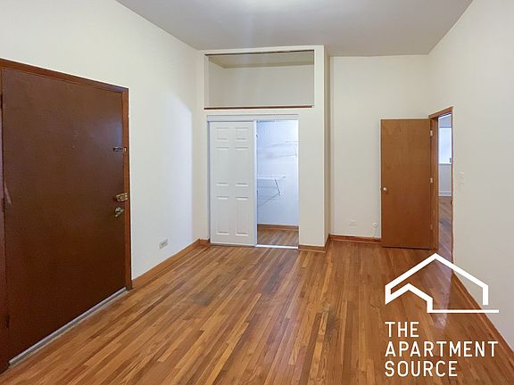 5th image of 875 W Lill Ave APT C1