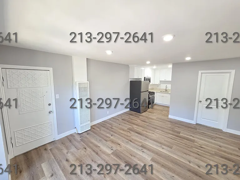 619 S Rampart Blvd #101 — Photo 2