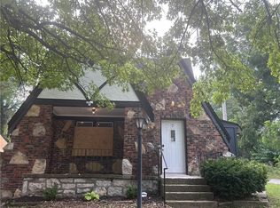 5400 Olive St, Kansas City, MO 64130