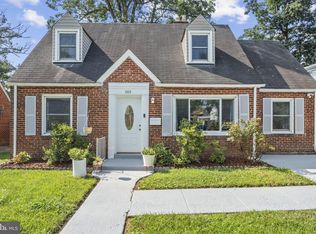 1005 Navahoe Dr, Silver Spring, MD 20903