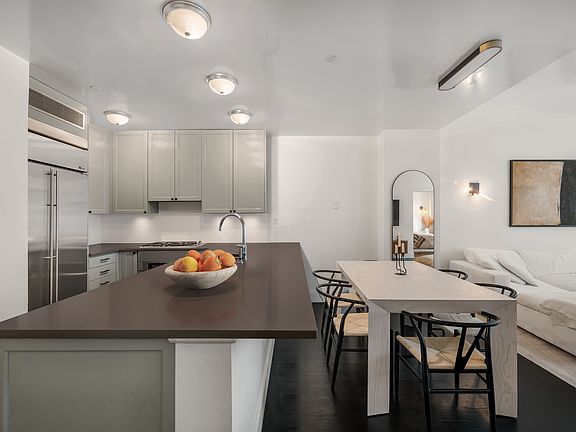 3rd image of 125 W 22nd St APT 8B