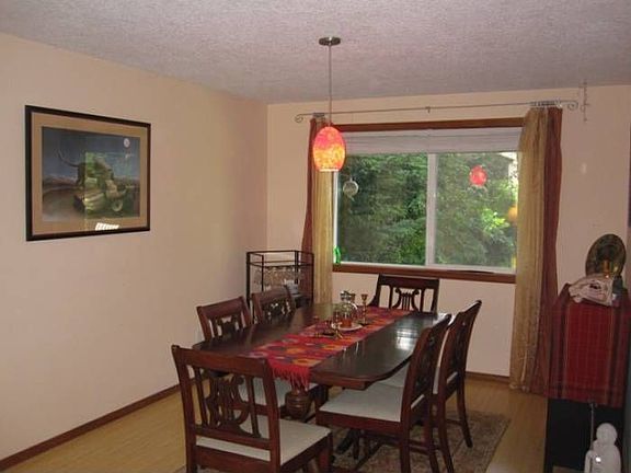 Formal Dining