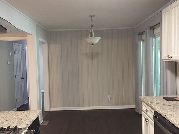 3rd image of 5216 Crystal Ln