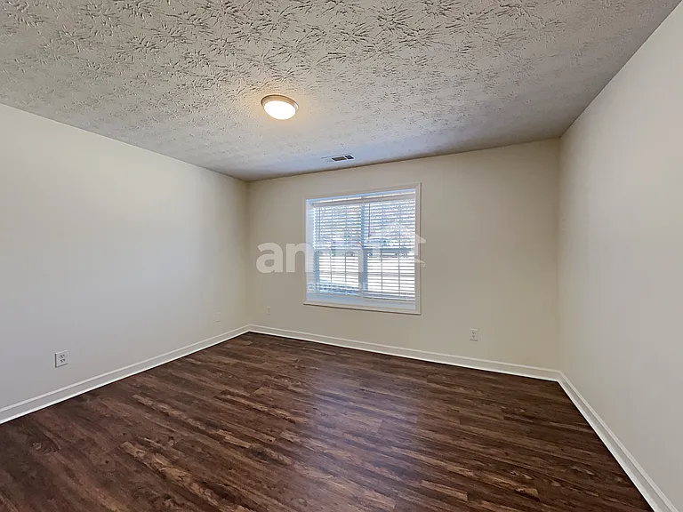 1772 N Oak Dr — Photo 28
