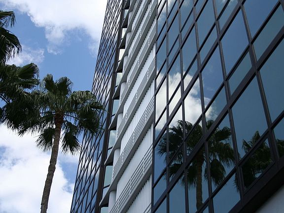4th image of 4751 Gulf Shore Blvd N APT 607