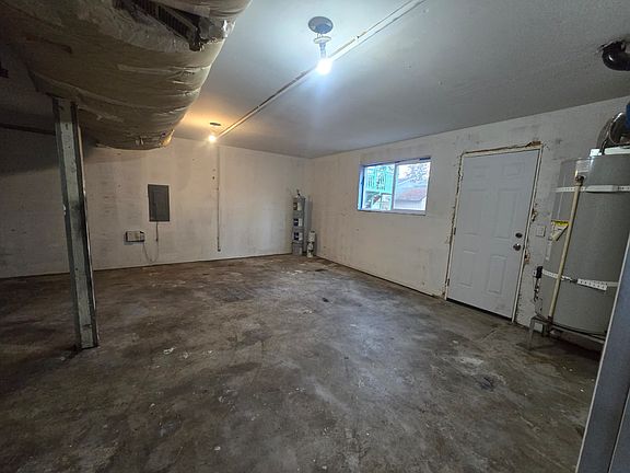 2nd image of 5918 99th Pl NE