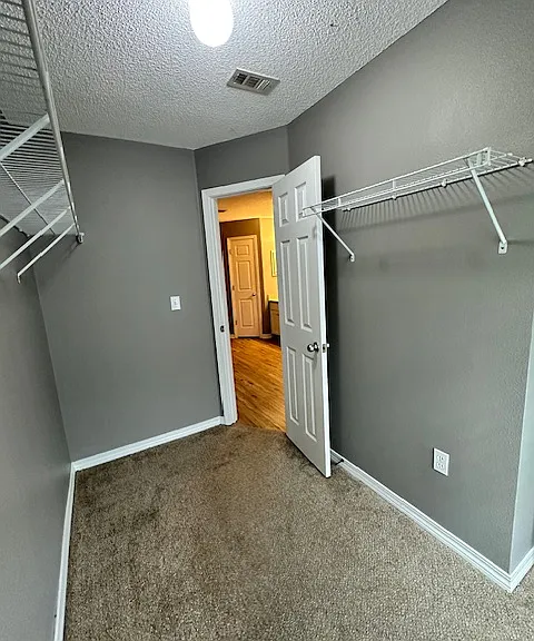 Walk-in closet