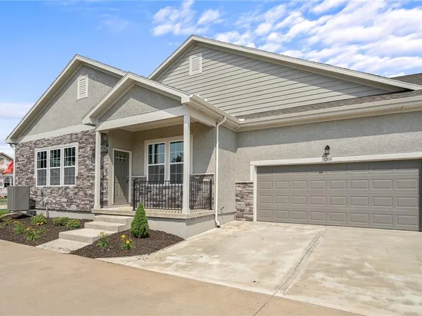 21766 W 119th Ter #1303, Olathe, KS 66061