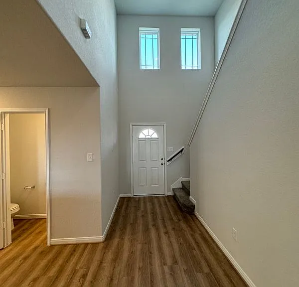 11131 Hollinger Cir — Photo 7