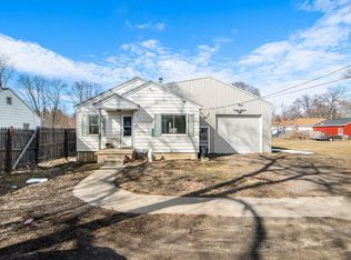 5273 Lapeer Rd, Burton, MI 48509