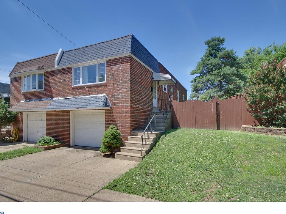 1st image of 4312 McMenamy St