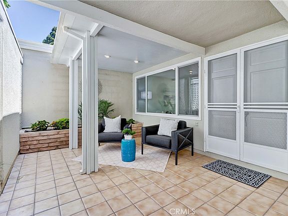 2nd image of 310 Avenida Castilla Unit D