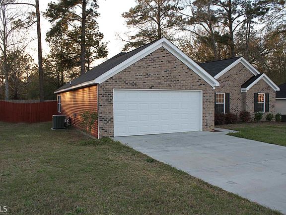 2nd image of 322 S Bridgeport Dr