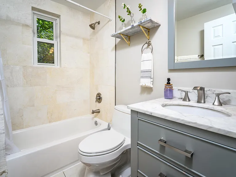 5053 Sheriff Rd NE — Photo 17