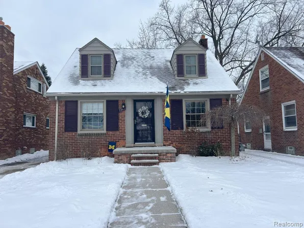 1363 Nightingale St, Dearborn, MI 48128