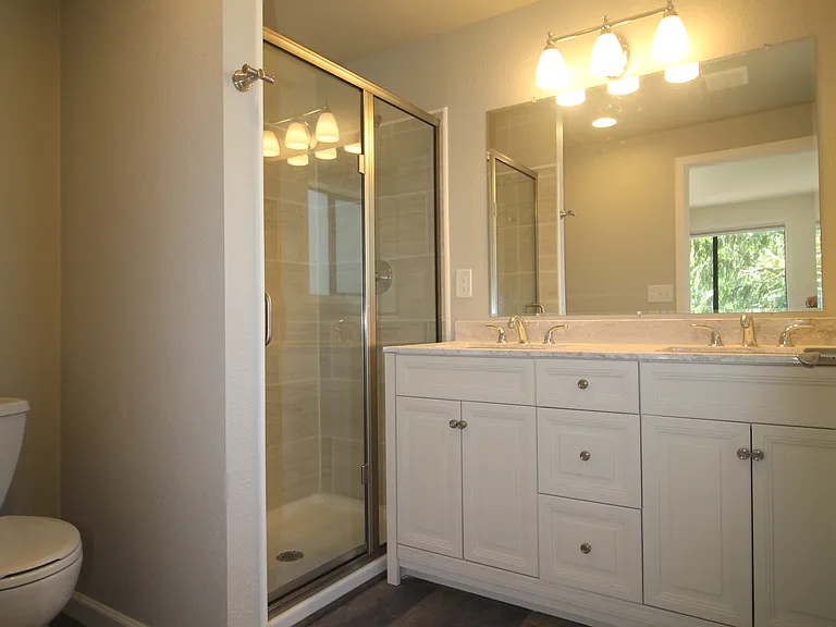 120 Pioneer Dr — Photo 8