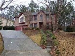 634 Mountain Oaks Pkwy, Stone Mountain, GA 30087