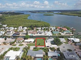435 Madison Ct, Fort Myers Beach, FL 33931