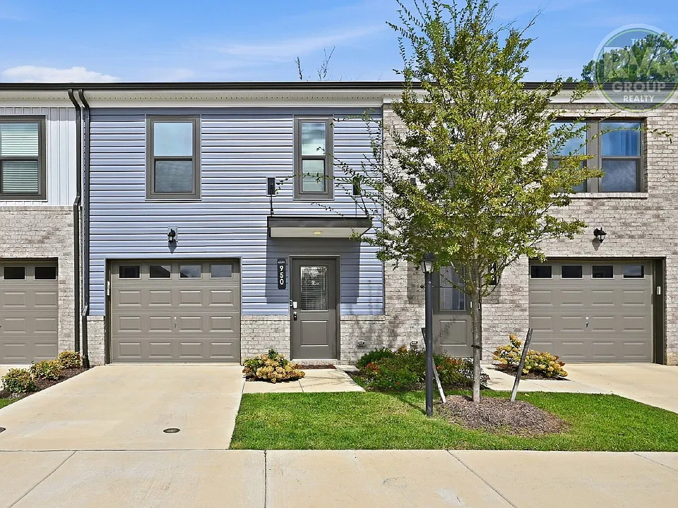 950 Encore Autumn Ln