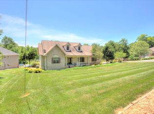 301 Piute Pl, Loudon, TN 37774