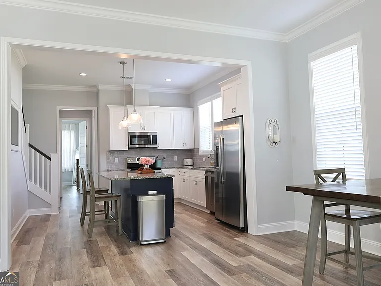 110 Hamlet Cir — Photo 5