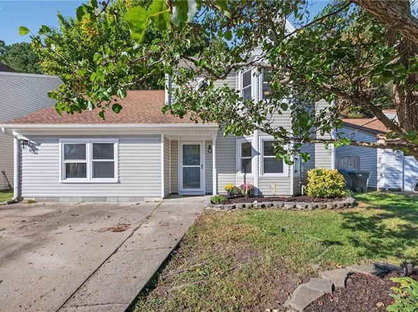 4132 Ware Neck Dr, Virginia Beach, VA 23456