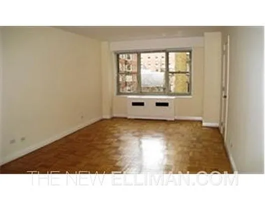 Rented by Douglas Elliman | media 33