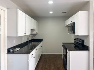 5711 W Shady Grove Rd, Irving, TX 75060