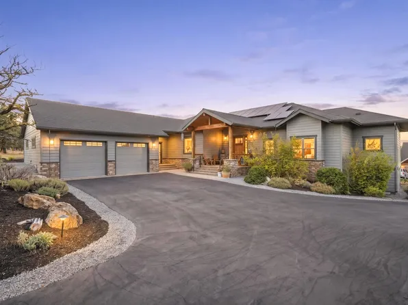 628 Highland Meadow Loop, Redmond, OR 97756