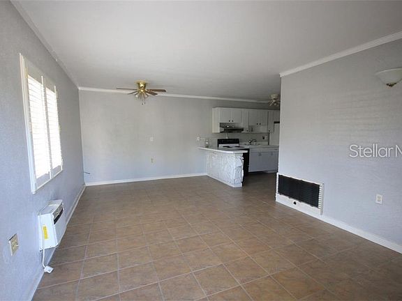 3rd image of 106 Floral Dr APT A