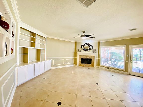 5th image of 6107 Edenbrook Dr