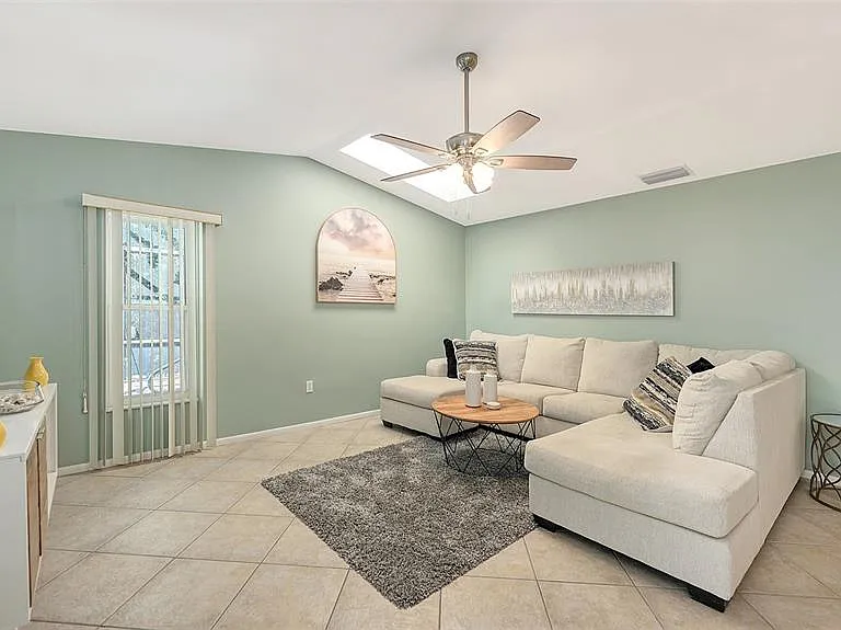 2246 Cork Oak St W — Photo 16