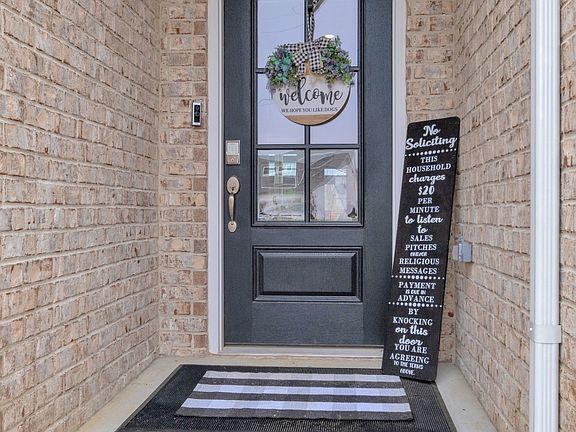 5th image of 408 Ruby Oaks Ln