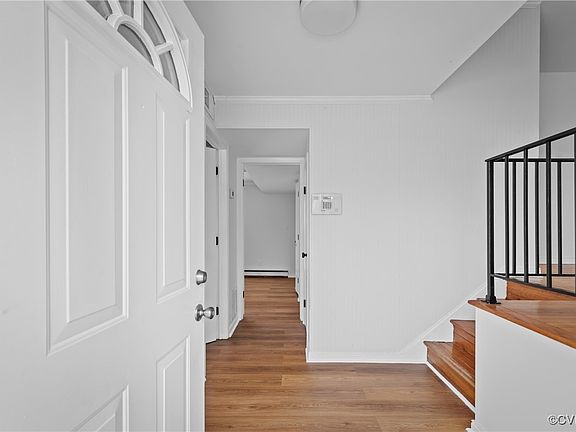 4th image of 10913 London Dr