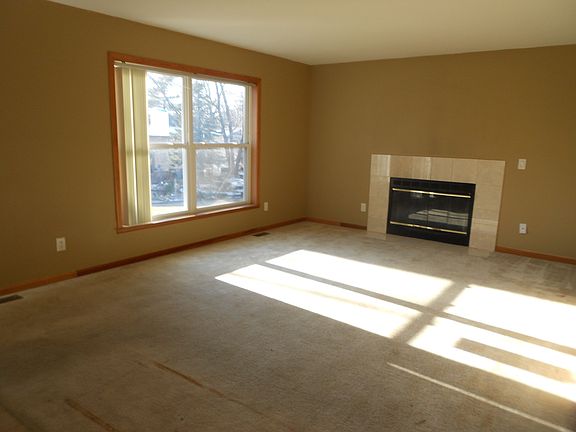 3rd image of 4984 Chipman Dr