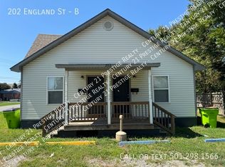 202 England St #B, Lonoke, AR 72086