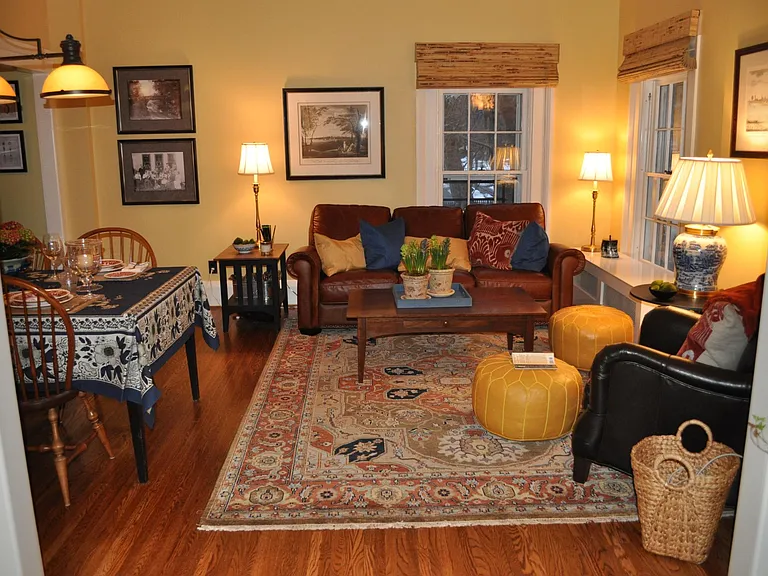 360 Mount Vernon Ave #4 — Photo 1