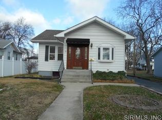 711 W Church St, Mascoutah, IL 62258